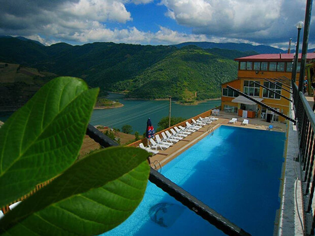 Eraslan Tatil Köyü Bungalov Evleri Kamp Yerleri