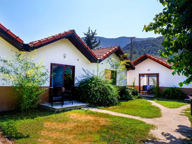 Çıralı Emin Pansiyon Bungalow Genel Özellikleri