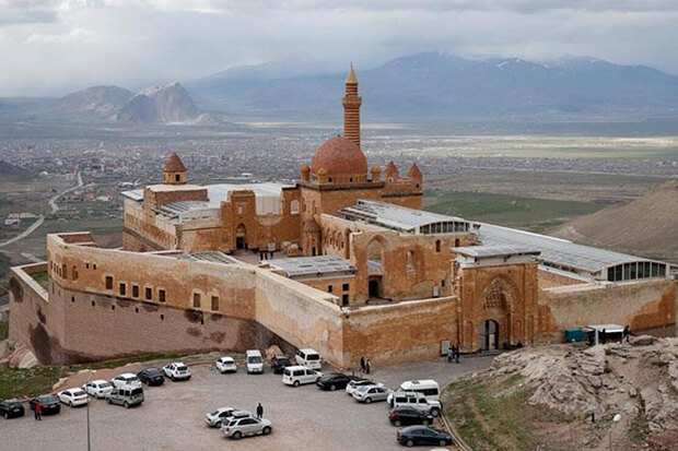 İshak Paşa Sarayı Nerede? - İshak Paşa Sarayı'na Nasıl Gidilir?