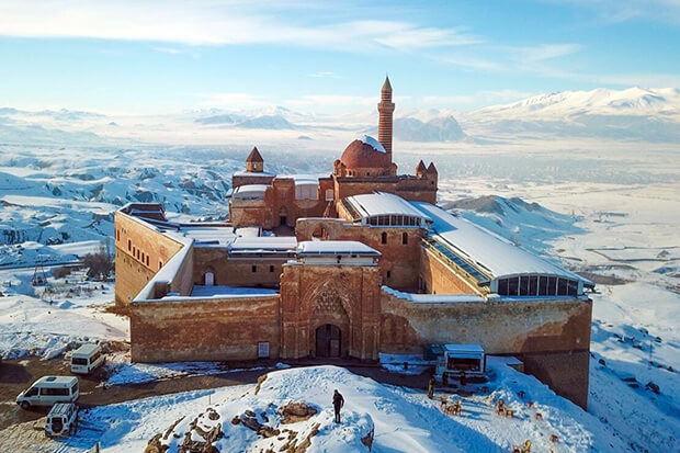 İshak Paşa Sarayı Özellikleri
