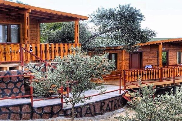 Albatross Dağ Evleri Butik Otel Kamp Yerleri