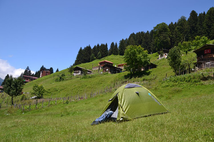 Karadeniz Bölgesi Kamp Alanları