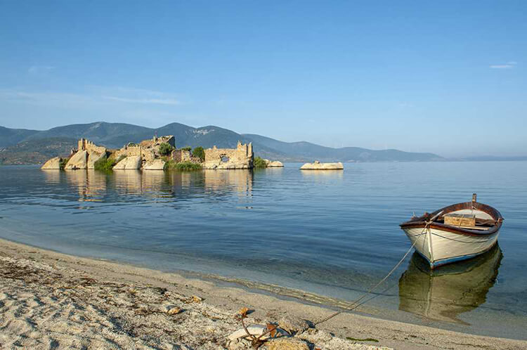 Bafa Gölü Kamp Alanı