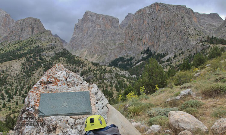 Emli Vadisi Kamp Alanı