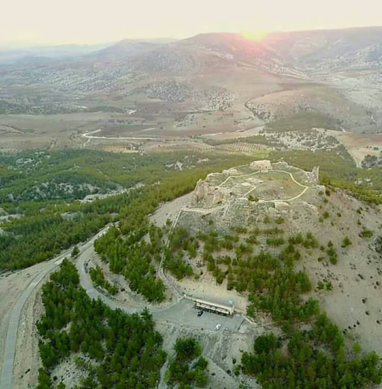 Belenözü Köyü Kamp Alanı