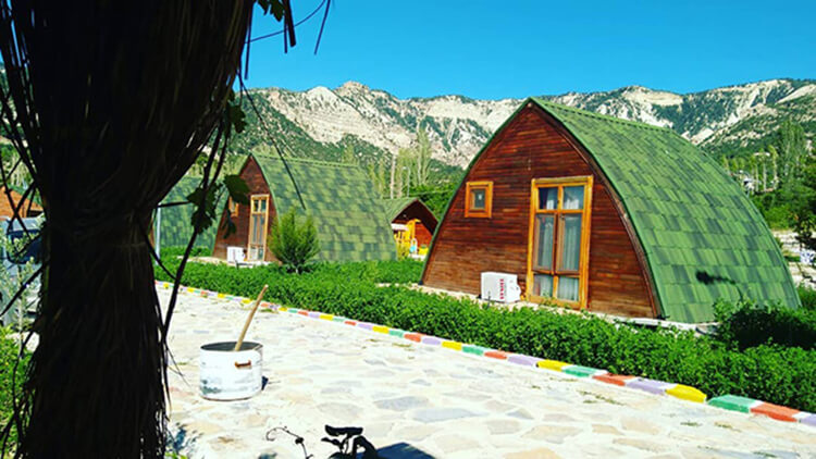 Zeyve Lavanta Tatil Köyü Kamp Alanı