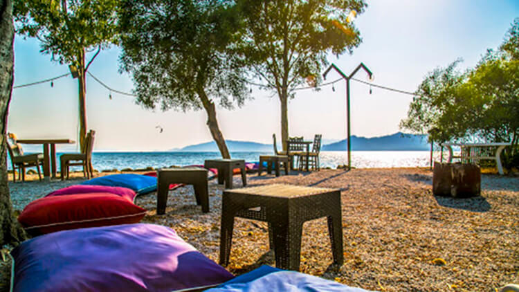 Çatlak Beach Camping