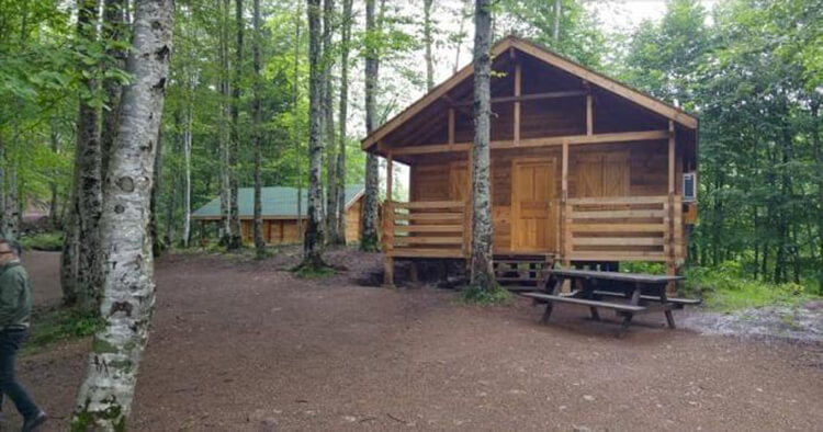 Ulugöl Tabiat Parkı Bungalov Evleri