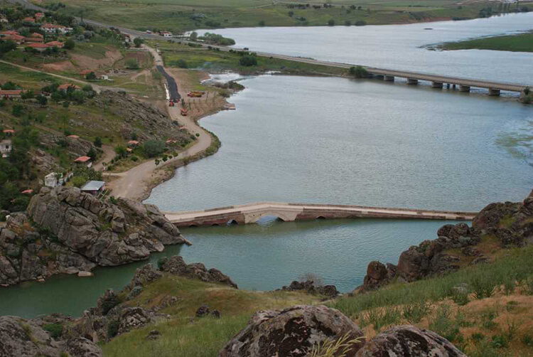 Nevşehir'e Yakın Kırıkkale Kamp Yerleri