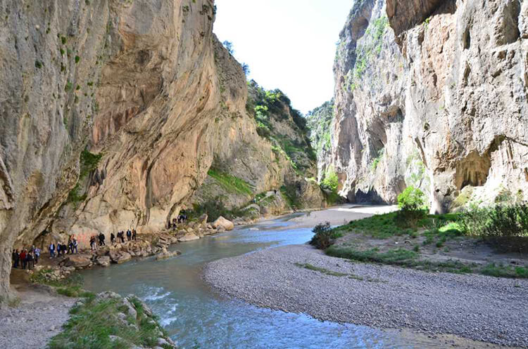 Kapıkaya Kanyonu Kamp Alanı