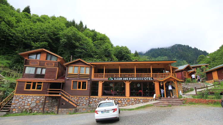 Ayder Elizan Dağ Evleri
