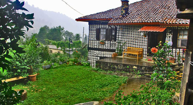 Şatıroğlu Konağı