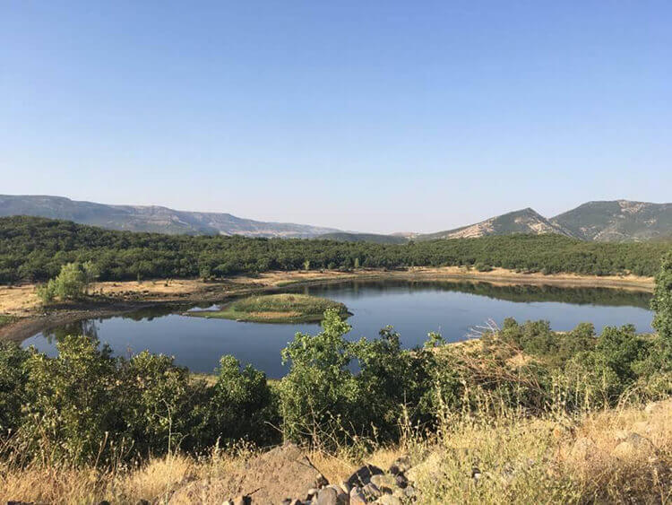 Korlu Gölü Kamp Alanı