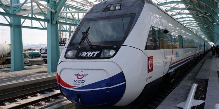 Eskişehir İstanbul Yüksek Hızlı Tren Durakları - Eskişehir İstanbul Yüksek Hızlı Tren Güzergâhı