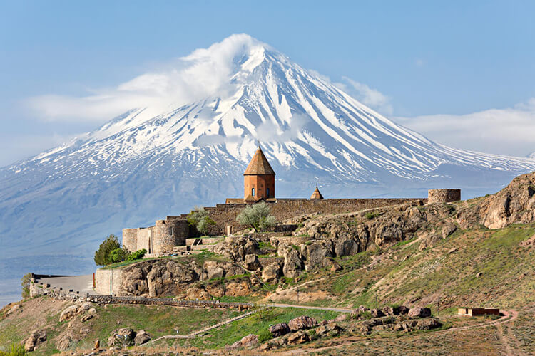 6- Ağrı Dağı