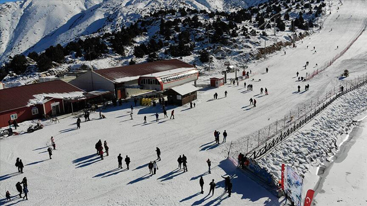 Erzincan Ergan Dağı Kayak Merkezi 2023 Açılış Saatleri - Erzincan Ergan Dağı Kayak Merkezi 2023 Kapanış Saatleri