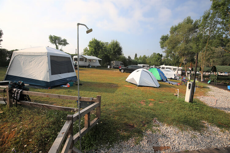 Poyrazlar Gölü Tabiat Parkı Kamp Alanı 2023 Ücretleri - Poyrazlar Gölü Tabiat Parkı Çadır Kampı ve Karavan Kampı 2023 Ücretleri