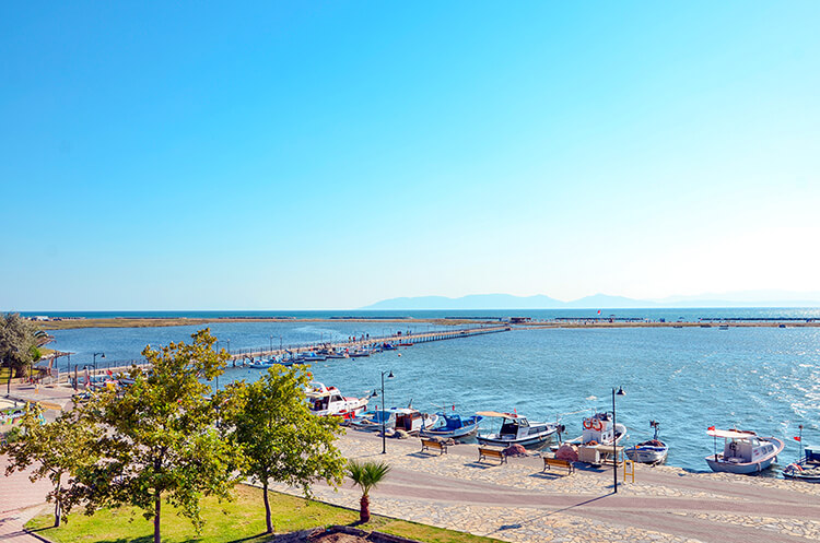 Altınova Sahili