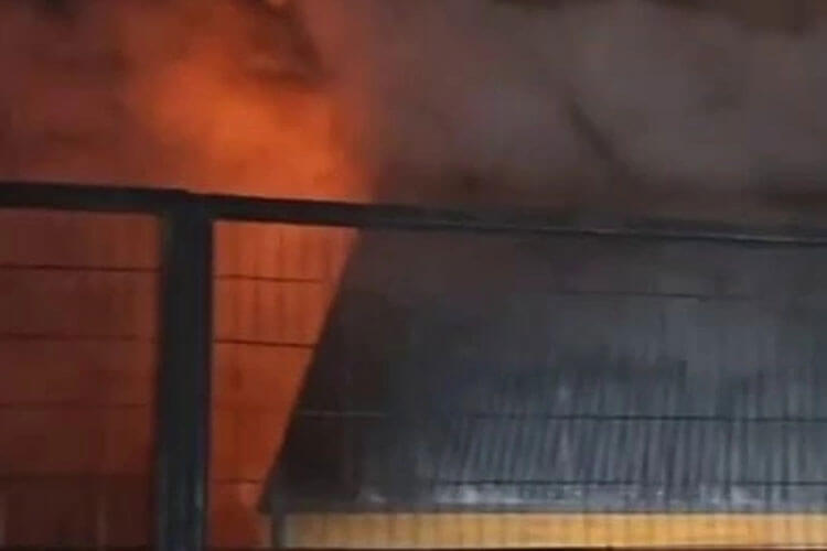 Sapanca'da Bungalov Ev Yangını