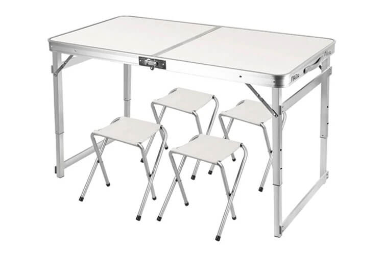 Funky Chairs Tabureli Deluxe Katlanabilir Piknik Masası Seti İncelemesi