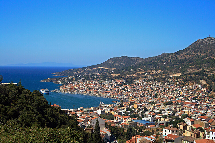 Seferihisar İle Samos Adası Arasında Feribot Seferleri Başlıyor