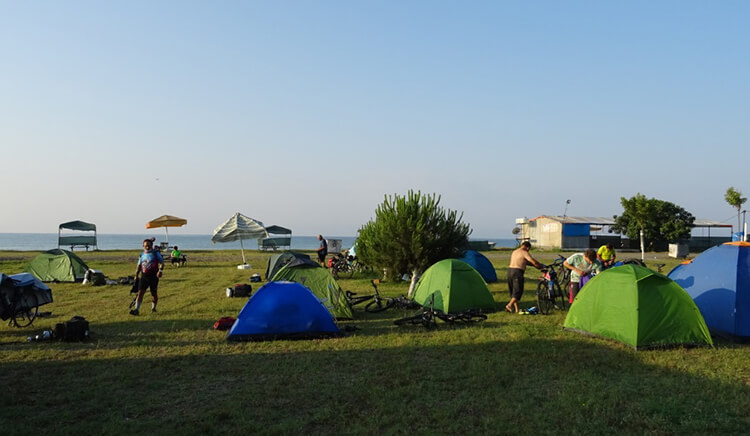 Barış Çamlık Camping Caravan
