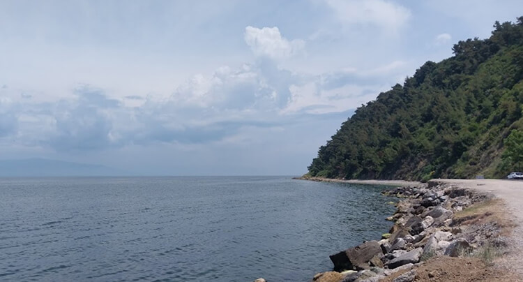 Zeytinbağı Halk Plajı