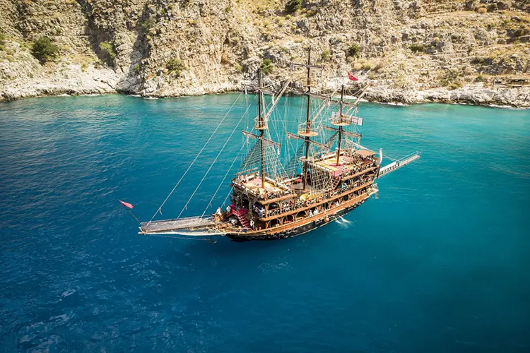 Antalya Alanya Tekne Turunda Dikkat Edilmesi Gerekenler