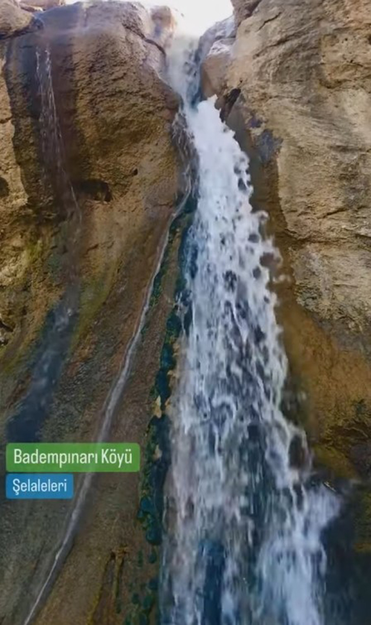 Badempınarı Köyü Şelalesi