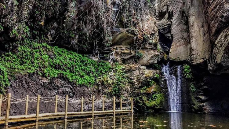 Bahçeköy Şelalesi (Gürlek)