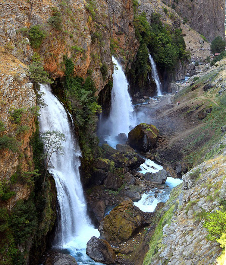 Kapuzbaşı Şelaleleri (Güney Şelalesi)