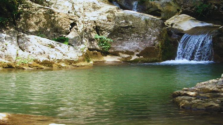 Sansarak Kanyonu Ve Şelalesi