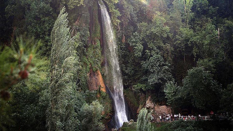 Sunturas Şelalesi - Çağlarca Şelalesi